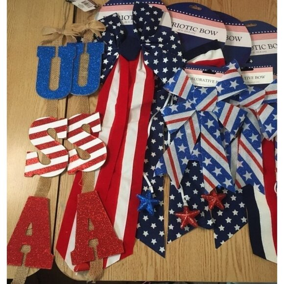 New Bundle of 11 Patriotic American Flag Decorations Ribbons & Socks - Picture 6 of 10